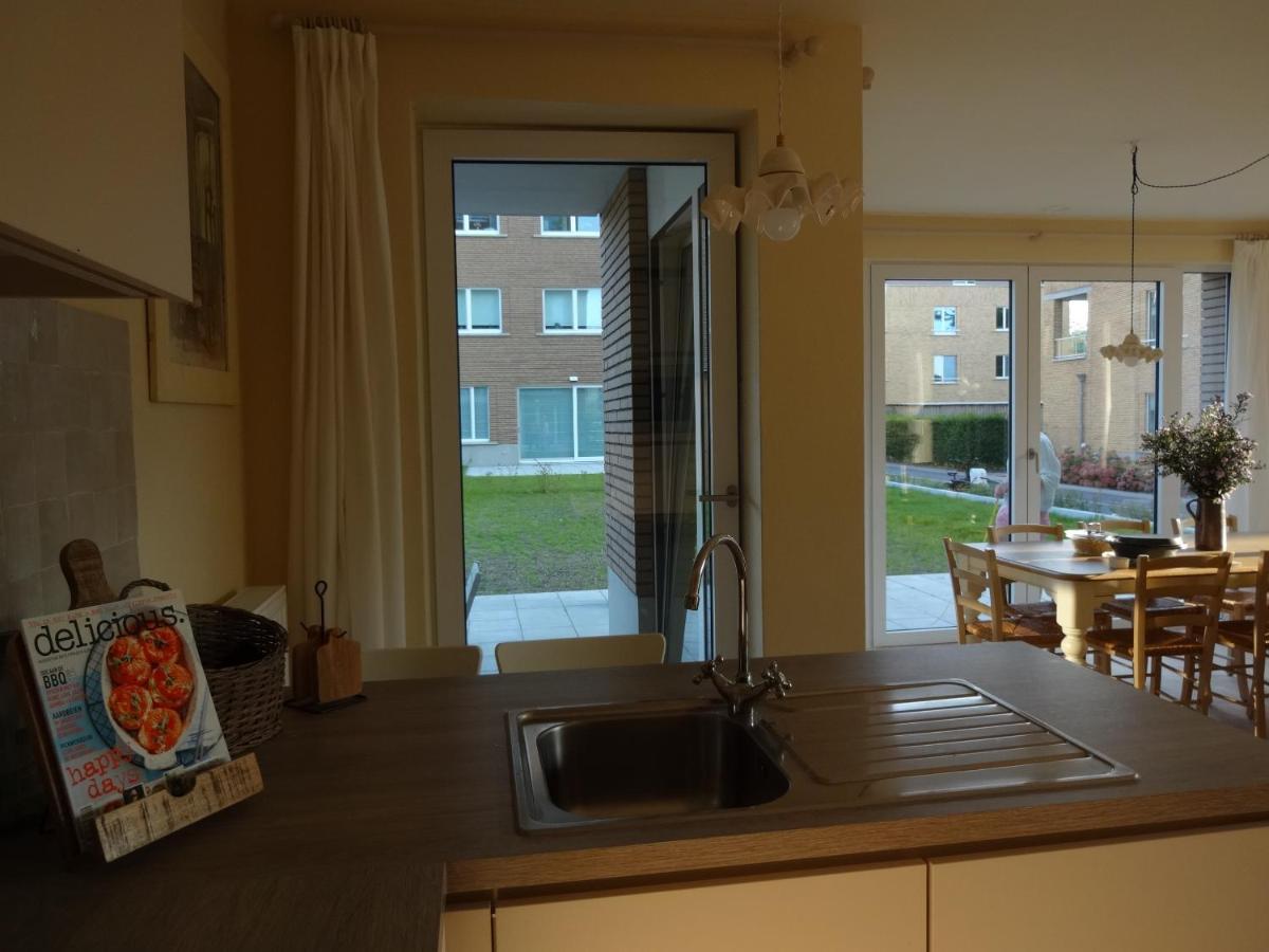 Bootsman Gelijkvloers Appartement Met Tuin En Autostaanplaats Ostende Exterior foto