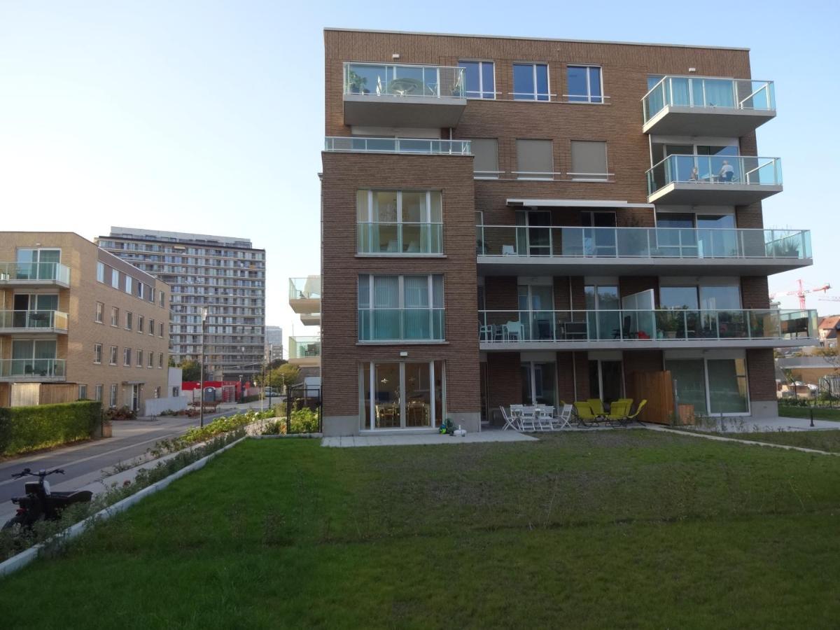 Bootsman Gelijkvloers Appartement Met Tuin En Autostaanplaats Ostende Exterior foto